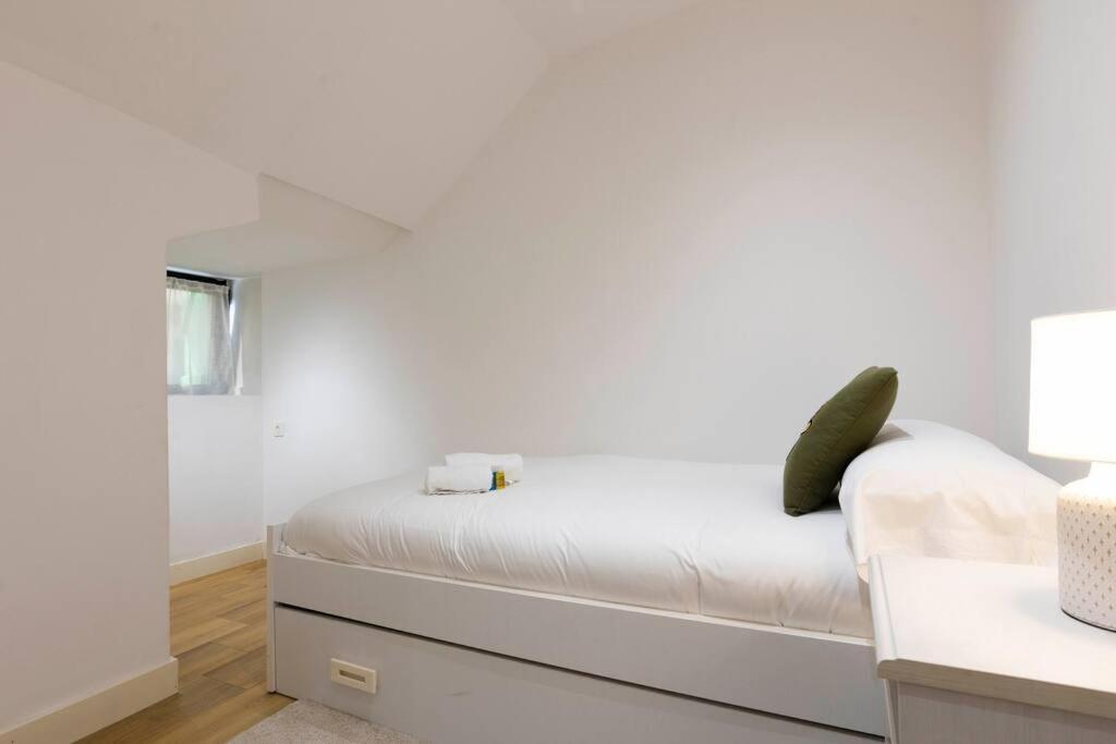 Appartement Sorgin-Etxe. Basquenjoy à Fontarrabie Extérieur photo